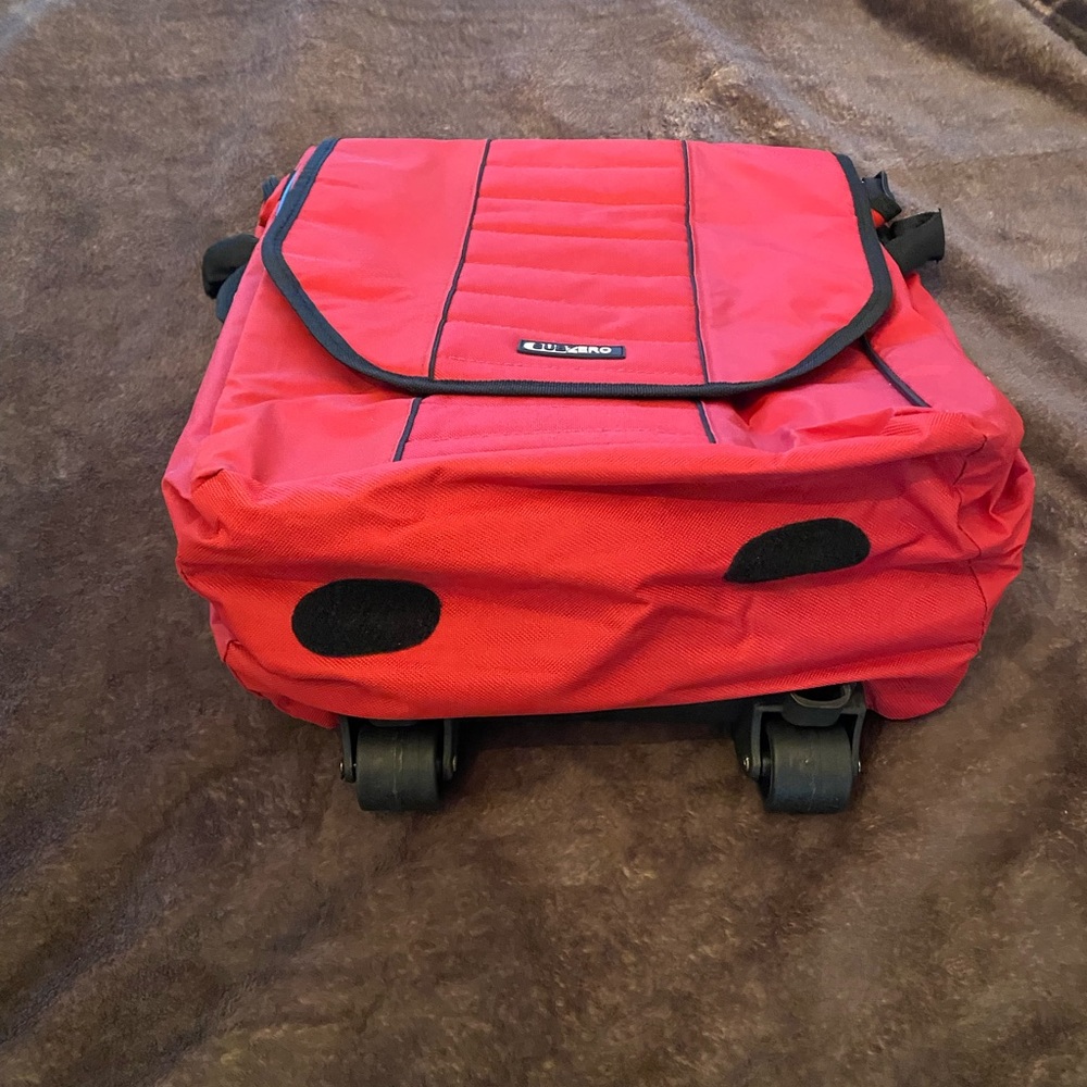 Subzero Red Insulated Cooler Bag / Travel Tote - Brand New